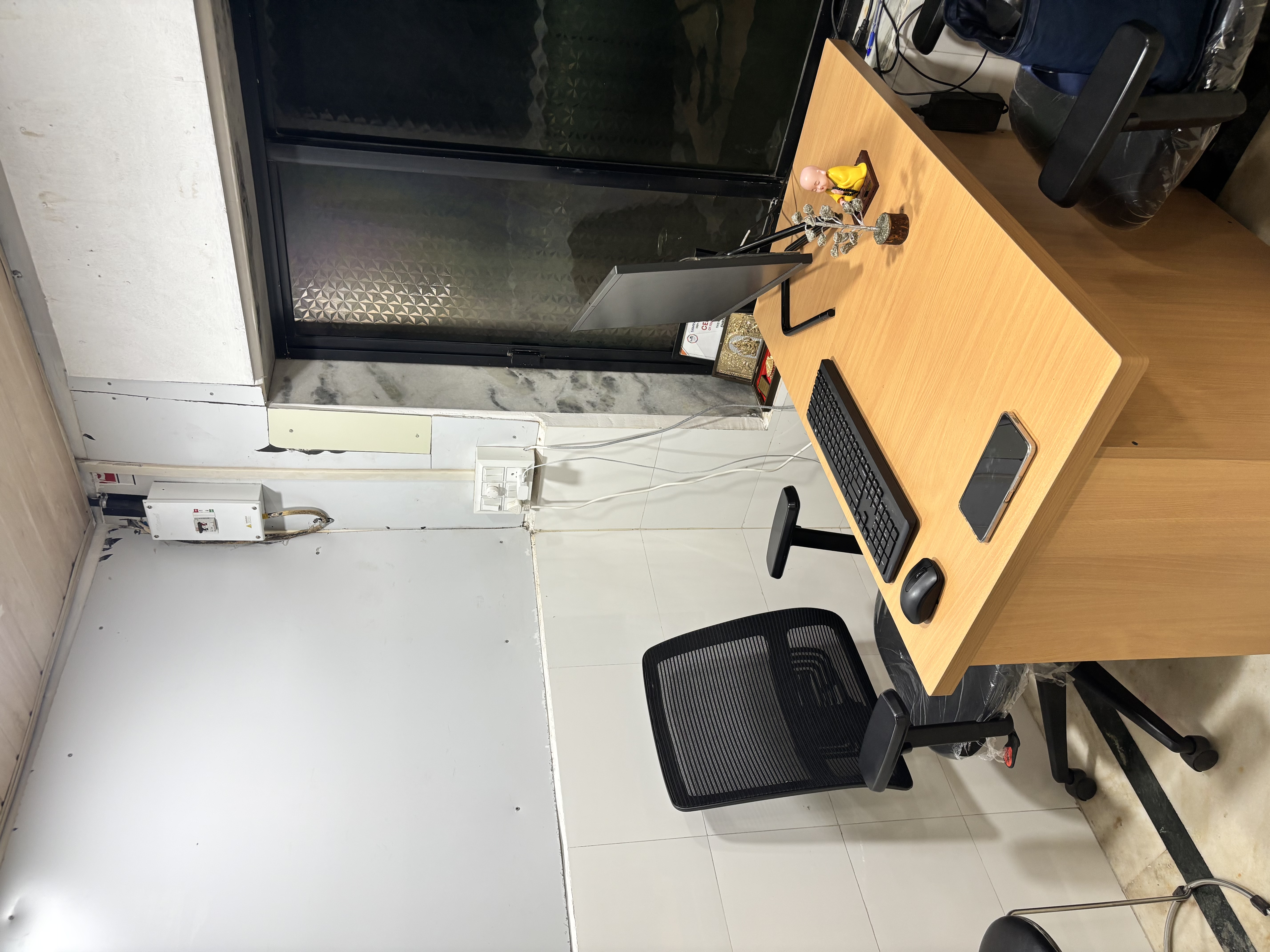 OnlineChalo office - workspace